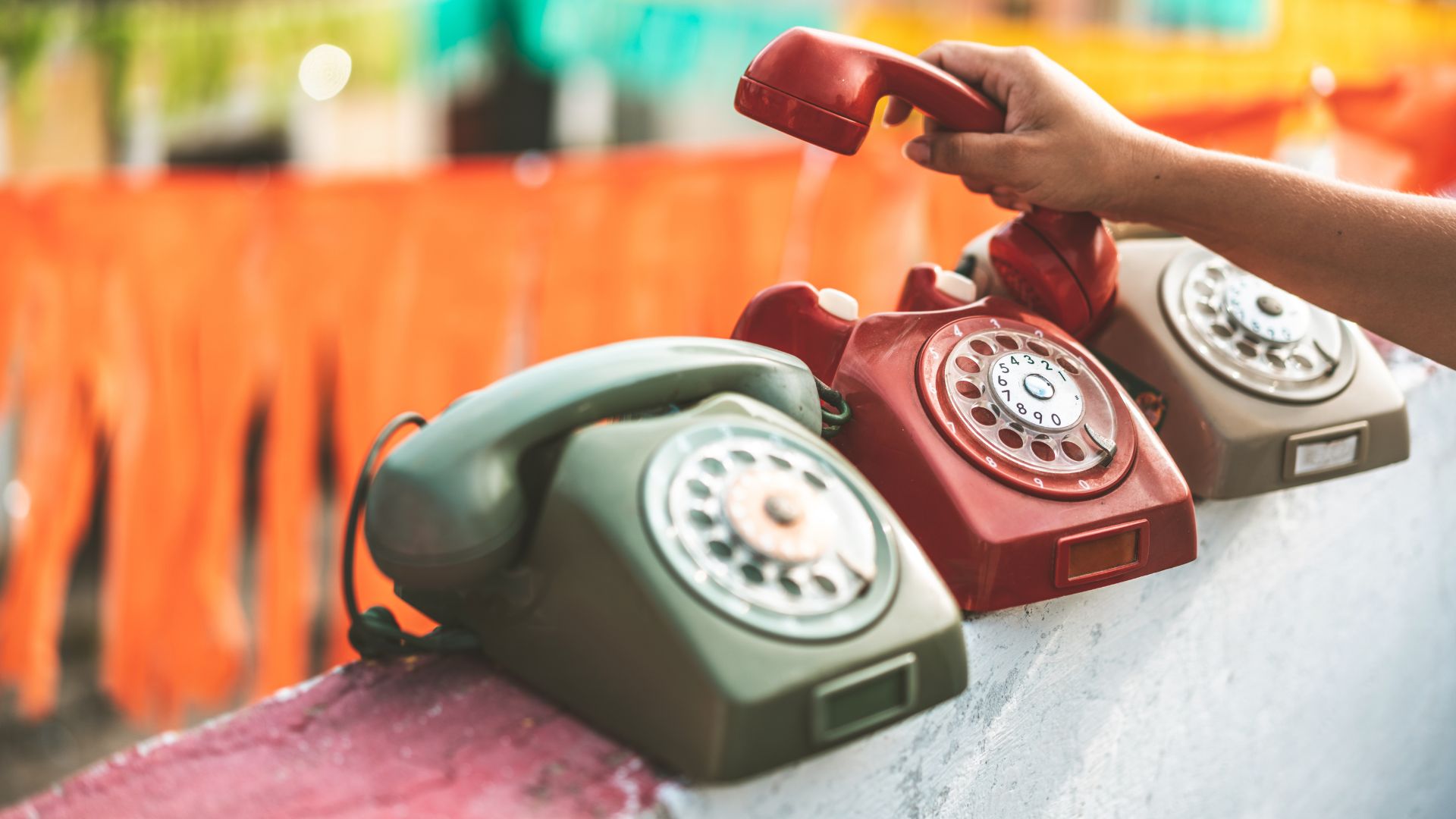 You are currently viewing TÉLÉPHONIE : Fin des lignes cuivre traditionnelles. Quelles sont les échéances et les solutions  ?